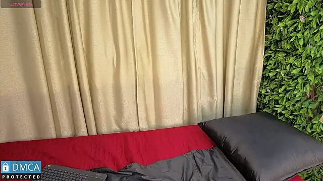 ahsly_Zam's cam snapshot