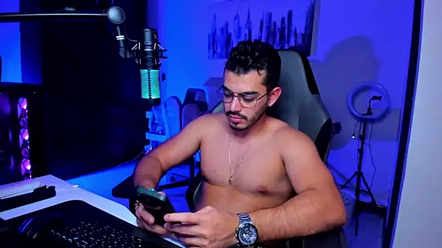 BrunoD31 live sex cam