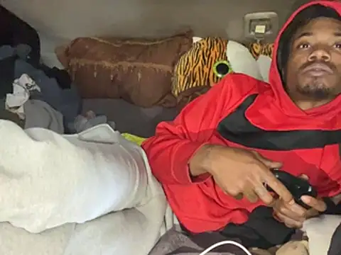 SlimeCrownzOut5 live sex cam