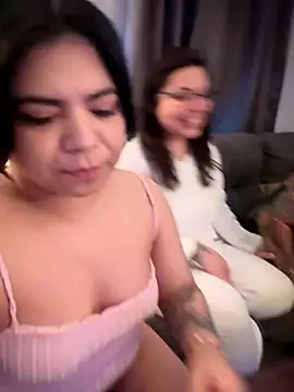 kimmiakiss22 live sex cam