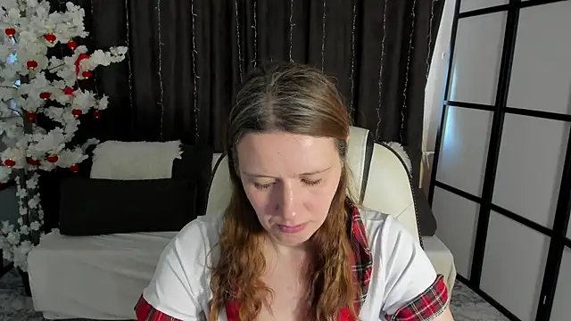 KathrineMeyer live sex cam