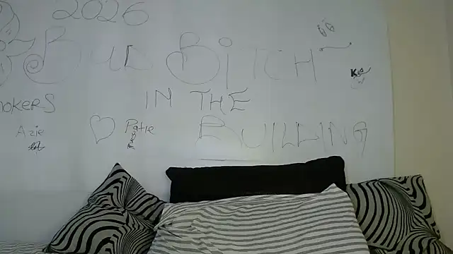 QueenpatieX's cam snapshot