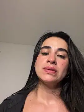 RoseOnYou live sex cam