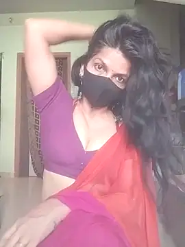 Shuttii_25 live sex cam