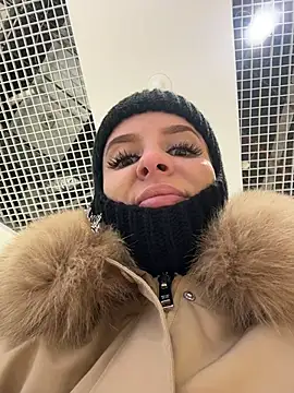 LikaCat's cam snapshot