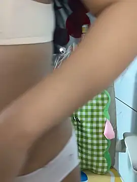 -KathySweet-'s cam snapshot