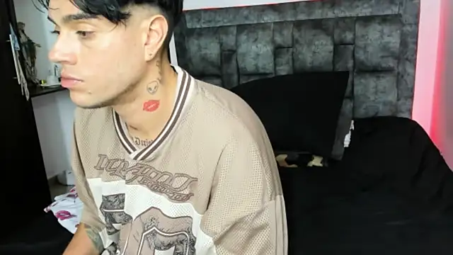 dante_hottx's cam snapshot