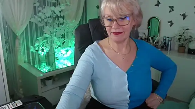 Ghertrude52's cam snapshot