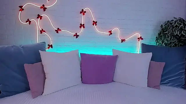 rossy_babe_'s cam snapshot