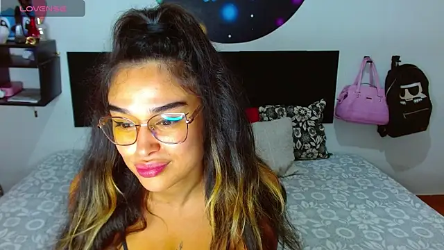 Ana_Riderr's cam snapshot