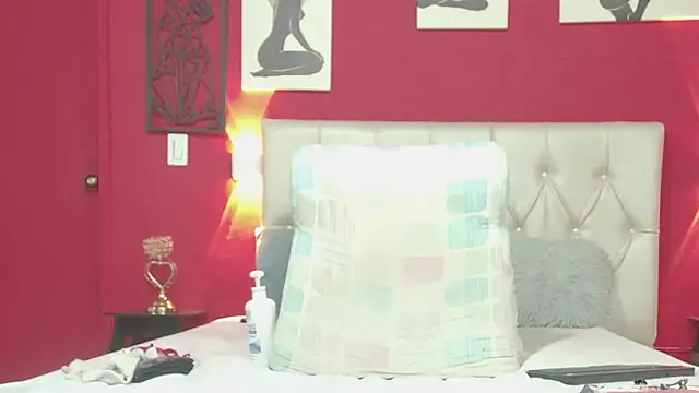 Karol_hot25's cam snapshot