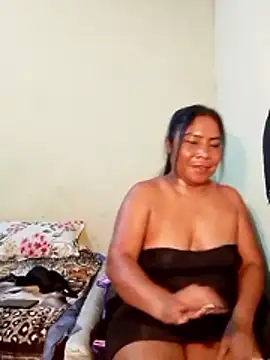 rosmery-navarro's cam snapshot