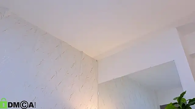 ISA__CUTEE's cam snapshot