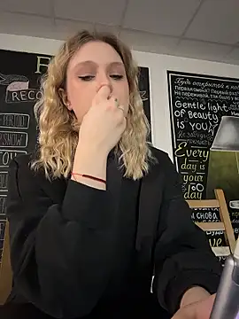 CaitlinSugar's cam snapshot