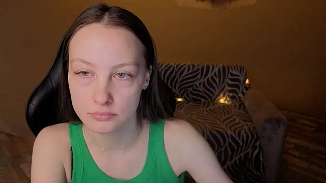 RoxyRay_'s cam snapshot