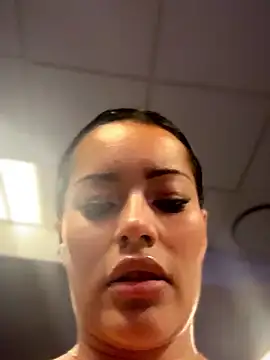 Risky_Workouts live sex cam