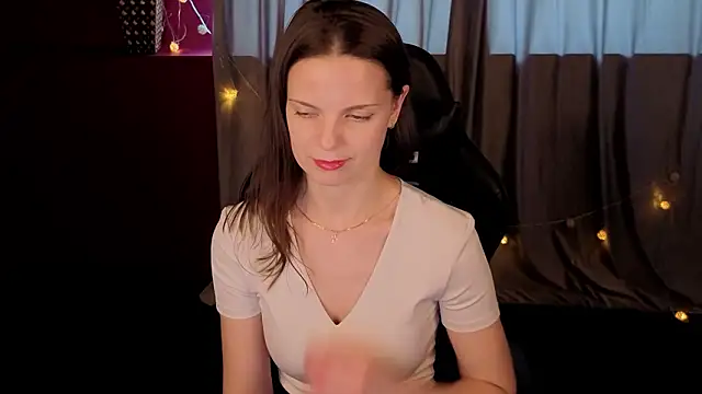 RoseWaulhgberg's cam snapshot