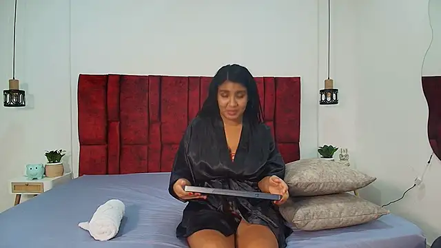 SweetMulata's cam snapshot