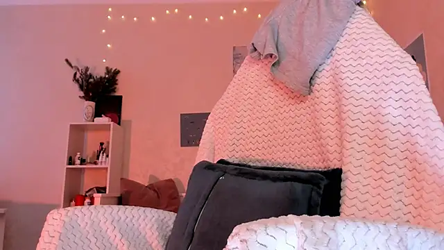 Britney_Ross's cam snapshot