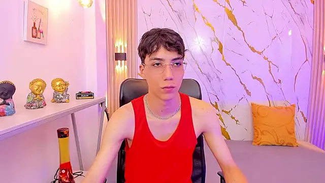 Nikolay_Gregori's cam snapshot