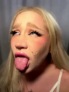 RollDolls's cam snapshot