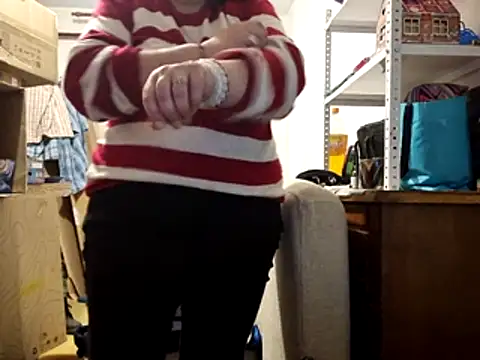 Samantha_Squirt@xh live sex cam