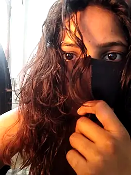 Cutie_doly live sex cam