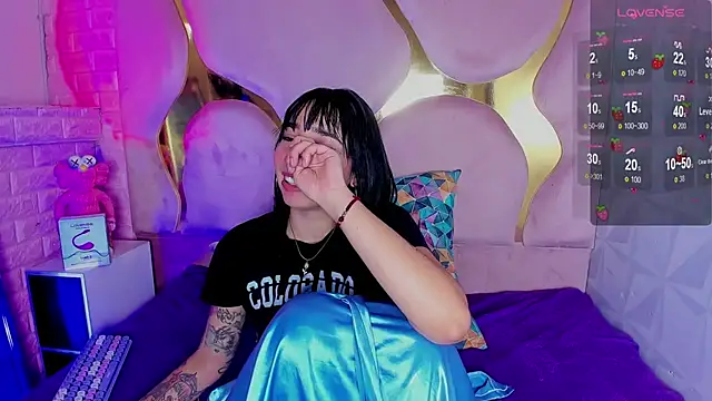 NaniiSisy's cam snapshot