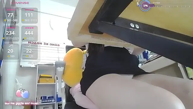 _GirlOffice_'s cam snapshot