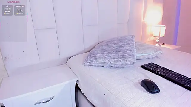 andrea_alvarz live sex cam