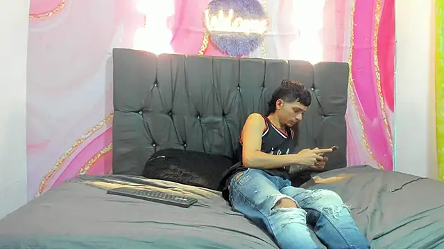 Straight_Guy22 live sex cam