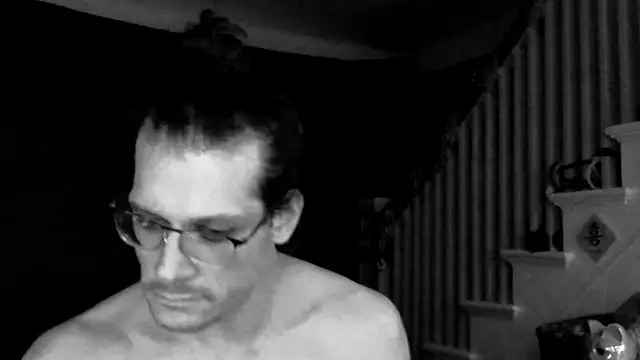 MasterDaddyCool's cam snapshot