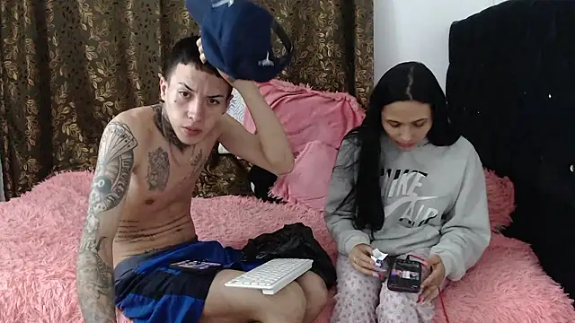 Kitty_and_jake live sex cam