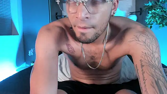 DrakeNeumann live sex cam