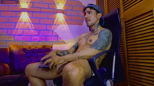 mister_eithan's cam snapshot