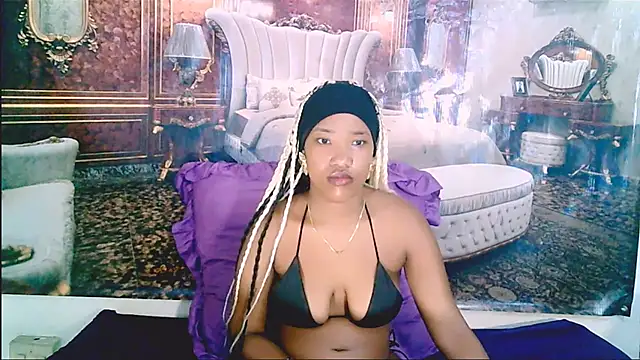 EroticSexyPrada live sex cam