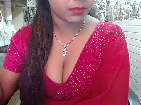 LovingPihu live sex cam
