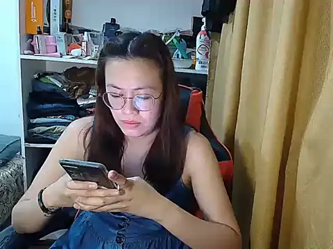 crizzybel live sex cam