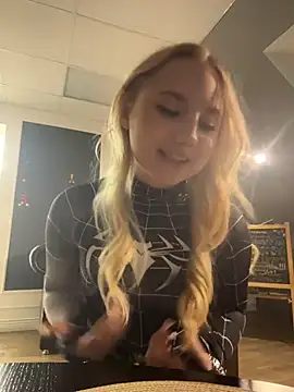 Sky_Cutie's cam snapshot