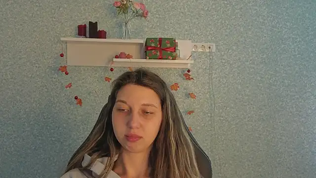 CuteEllii's cam snapshot