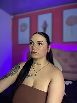 Megaan__More's cam snapshot