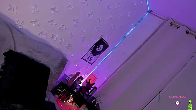 pamela_doll3's cam snapshot