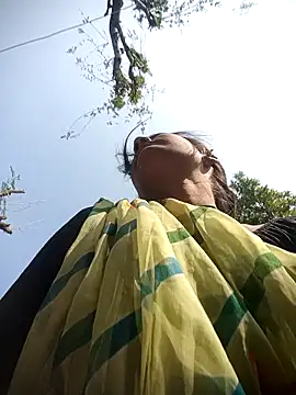 Kiran_bhabi's cam snapshot