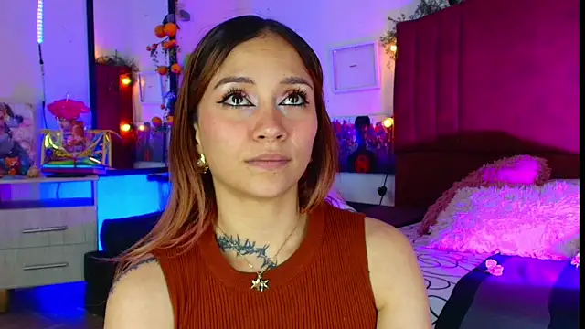 alisson_zafiro_'s cam snapshot