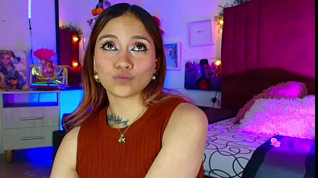 alisson_zafiro_ live sex cam