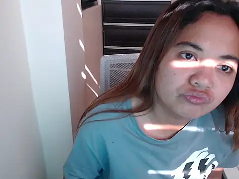 xTheLastVIRGINx live sex cam