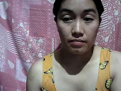 CreamyPussy30's cam snapshot