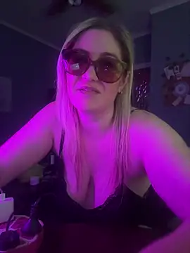 Granlady7 live sex cam