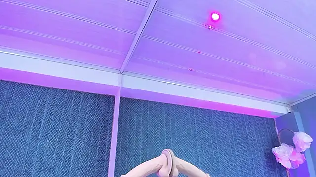 LeaMoreau22's cam snapshot