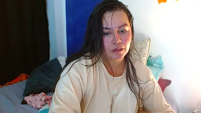 Ixchel_Anaid live sex cam